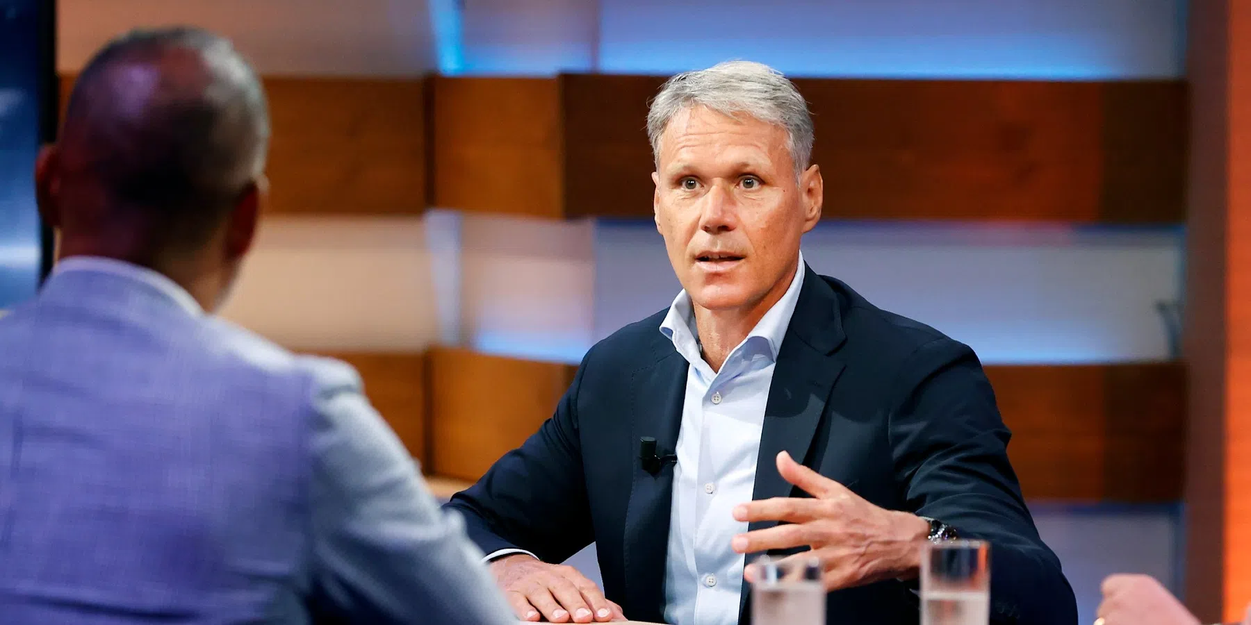 De brief van Van Basten aan de UEFA wordt in behandeling genomen