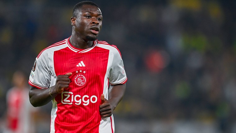 Kritiek op Ajax spits Brian Brobbey is fel