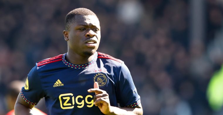 Gullit springt in de bres voor bekritiseerde Ajacied