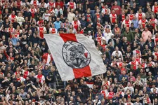 Thumbnail for article: Mogelijk financiële problemen voor Ajax: ' Te grote verplichtingen aangegaan'