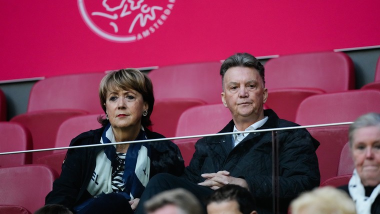 Parool ontrafelt mysterie bij Ajax: 'Extern adviseur is helemaal geen lid'