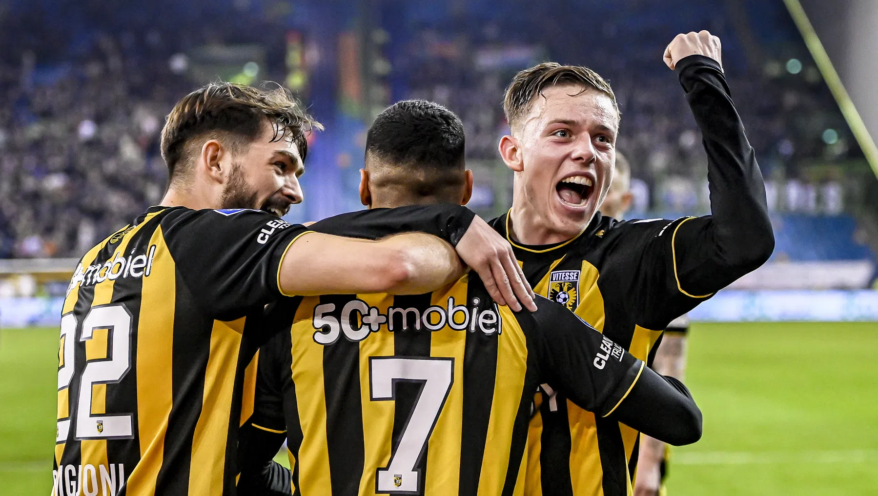 Vitesse weet weer wat winnen is door 2-0 overwinning tegen Heracles Almelo