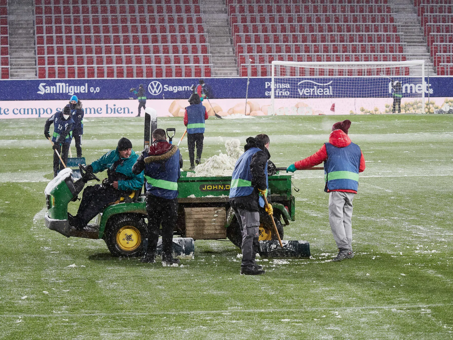 Wanneer opent en sluit de winterse transfermarkt in Spanje?