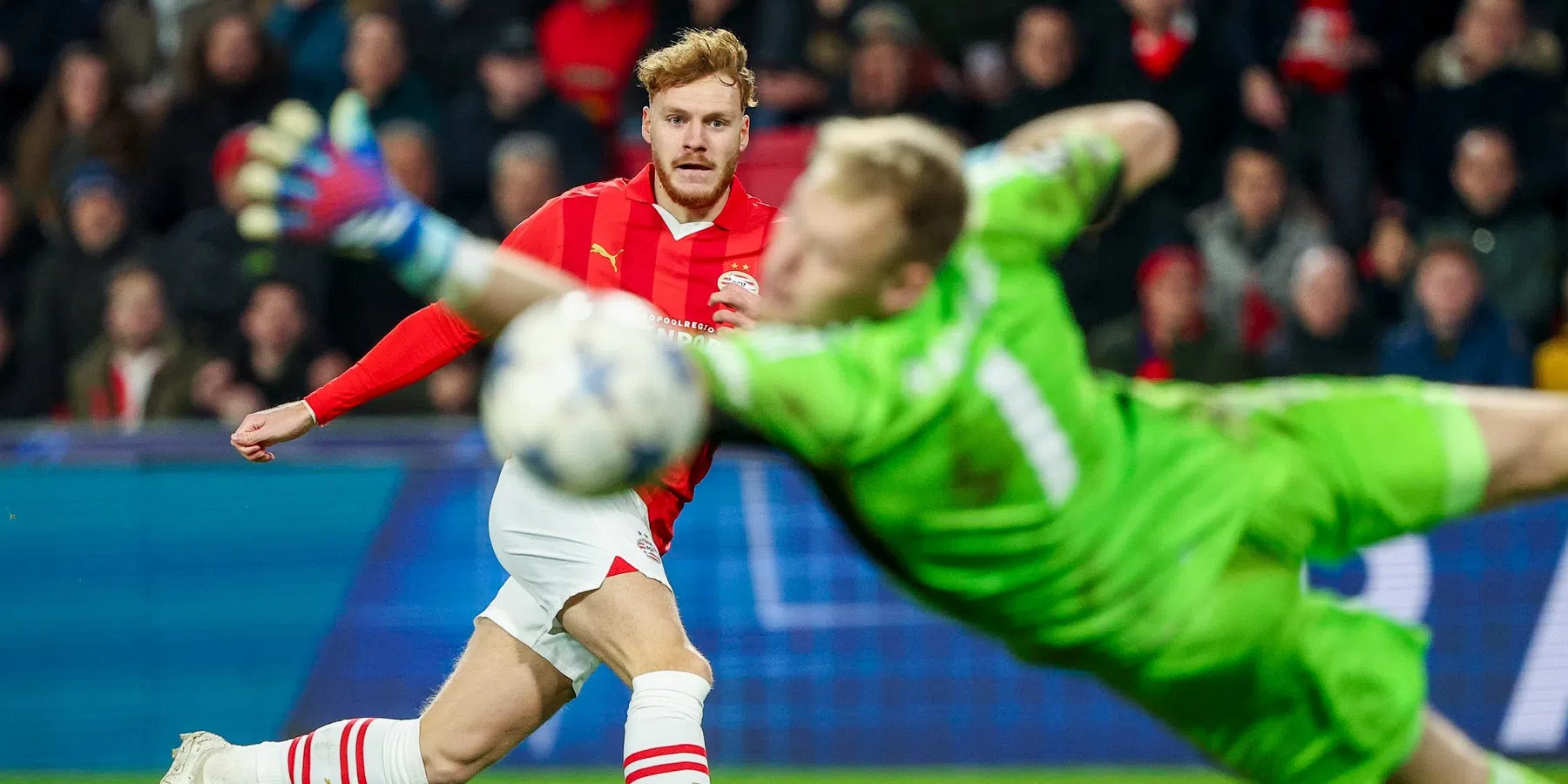 PSV kan met opgeheven hoofd richting knock-outfase CL na gelijkspel tegen Arsenal