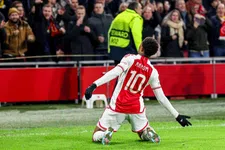 Thumbnail for article: Derksen tegen Ajax-fans: 'Hoe diep kun je zinken om daar dolblij mee te zijn?'