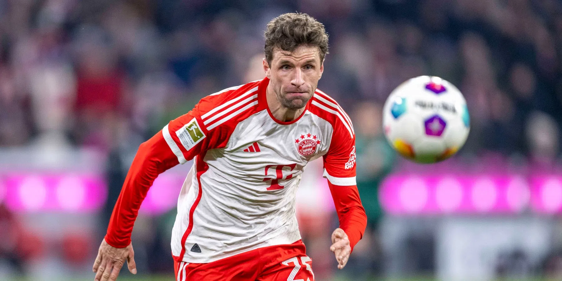 Thomas Müller verlengt zijn contract bij Bayern München met een jaar