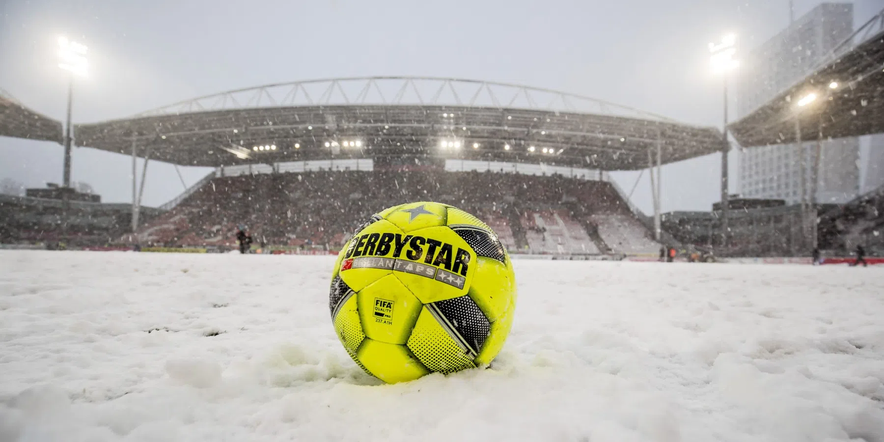 Voetbal tijdens de feestdagen: dit zijn de wedstrijden met kerst en Oud & Nieuw