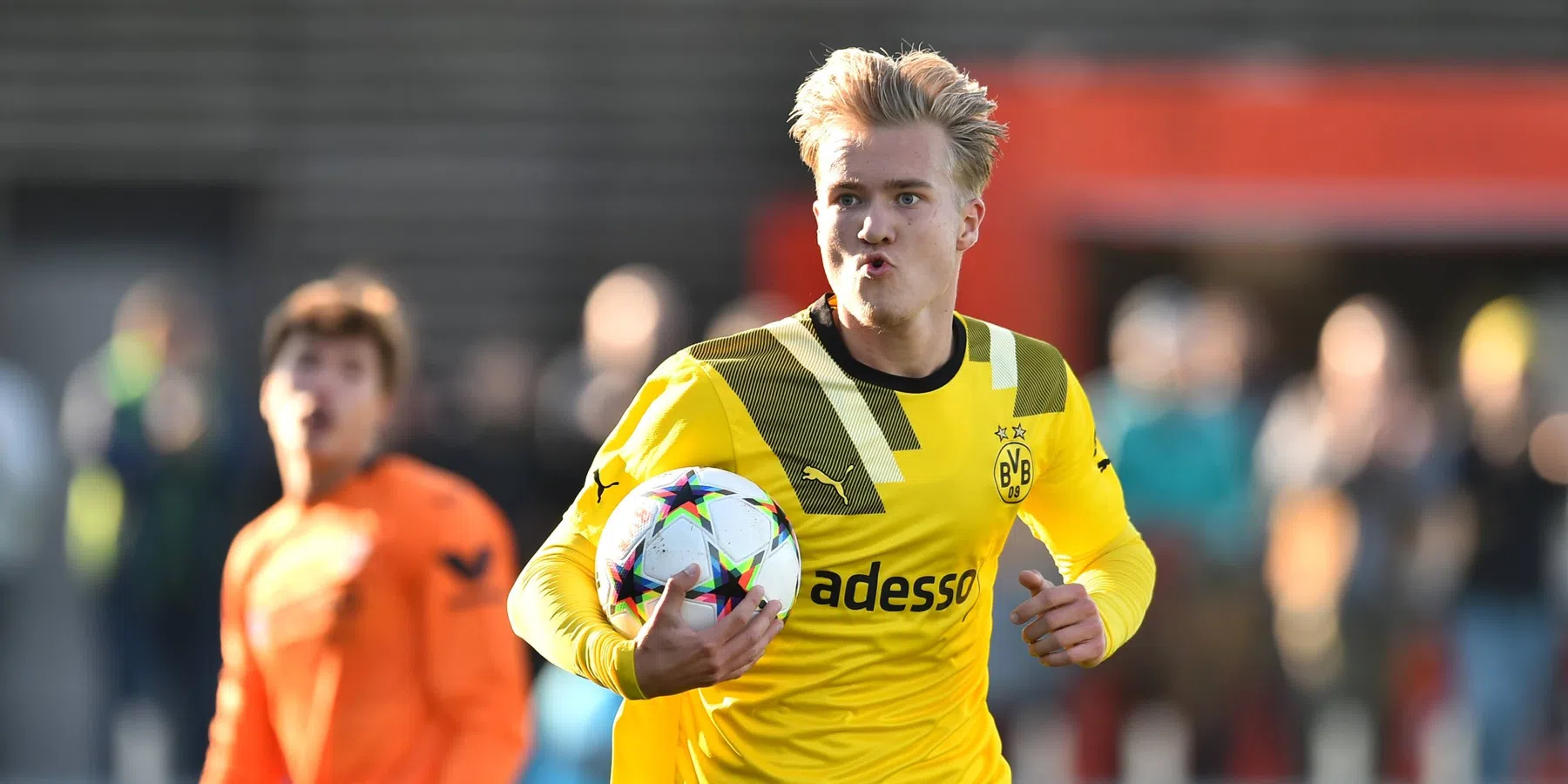 Hoe deed Julian Rijkhoff het bij Borussia Dortmund?