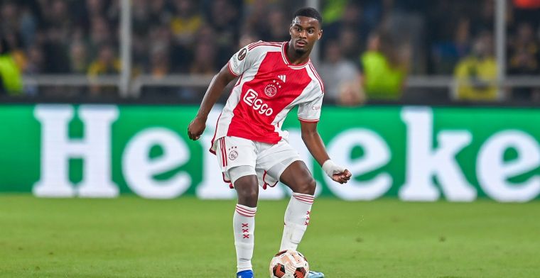 Ajax nadert principeakkoord met Jorrel Hato voor contractverlenging