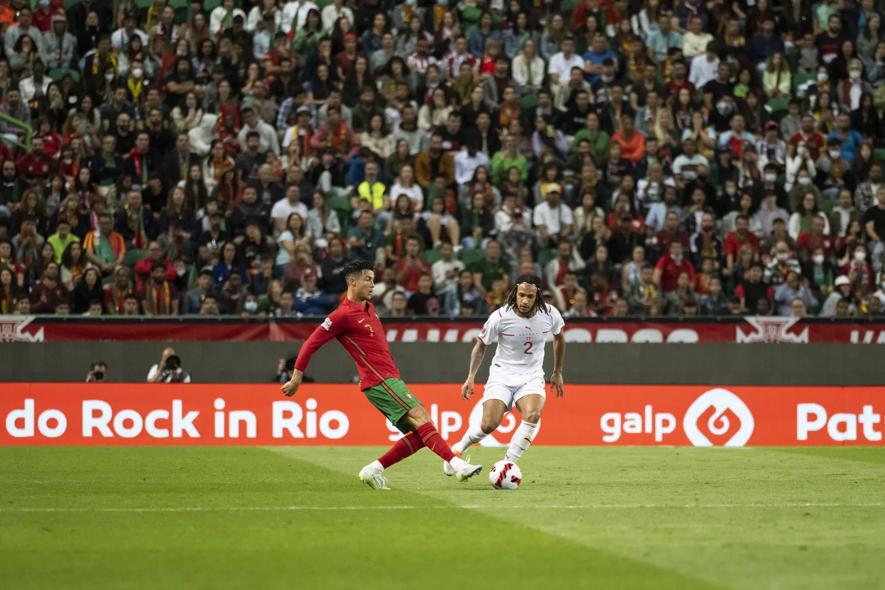 'Feyenoord zoekt verder naar rechtsachter en komt uit bij 22-voudig international'