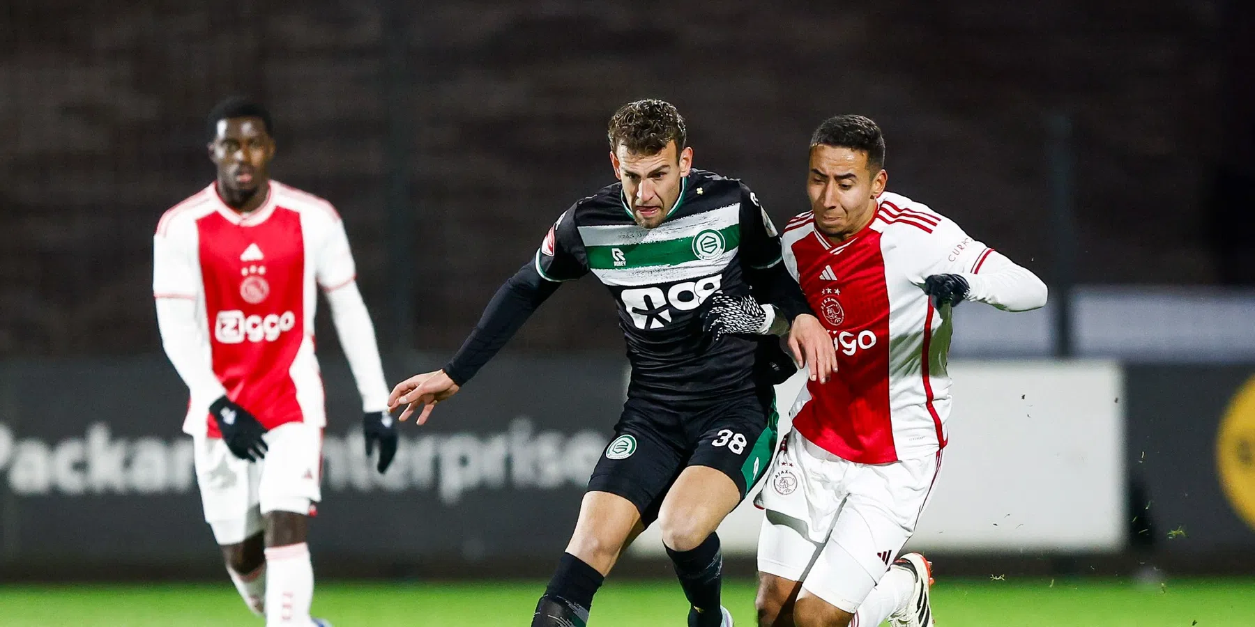 Hierom staat Ajax open voor een huurtransfer van Anass Salah-Eddine