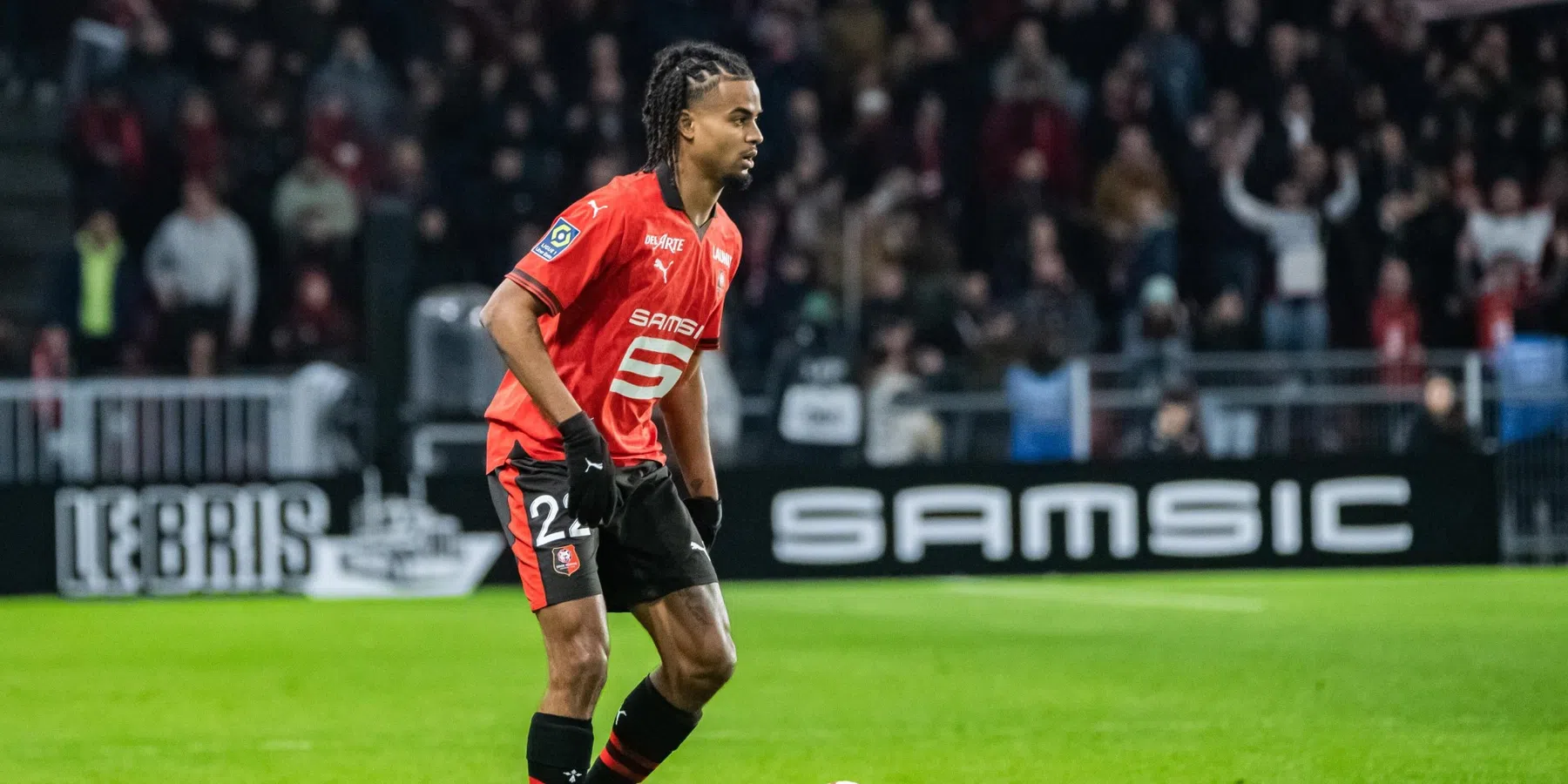 Feyenoord en Galatasaray strijden om Lorenz Assignon van Stade Rennes