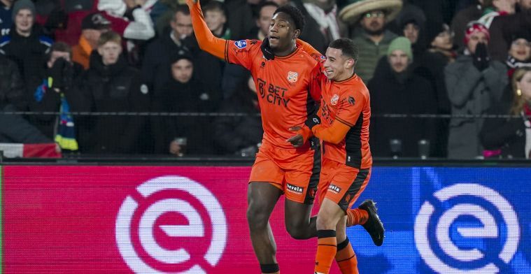 Lequincio Zeefuik van FC Volendam lijkt naar AZ te gaan in plaats van FC Twente