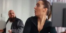 Thumbnail for article: Gimenez-vriendin Fer Serrano schittert in Feyenoord-spotje: "He looks so goooood" 