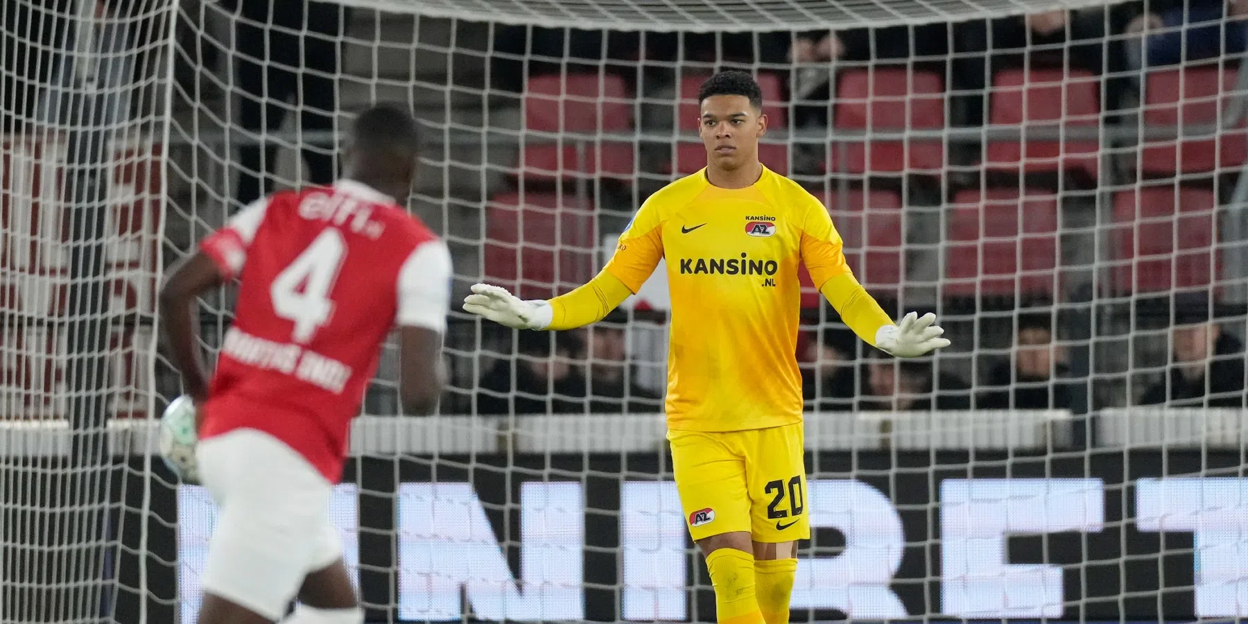 Dit is waarom doelman Owuso-Oduro AZ verkoos boven Ajax