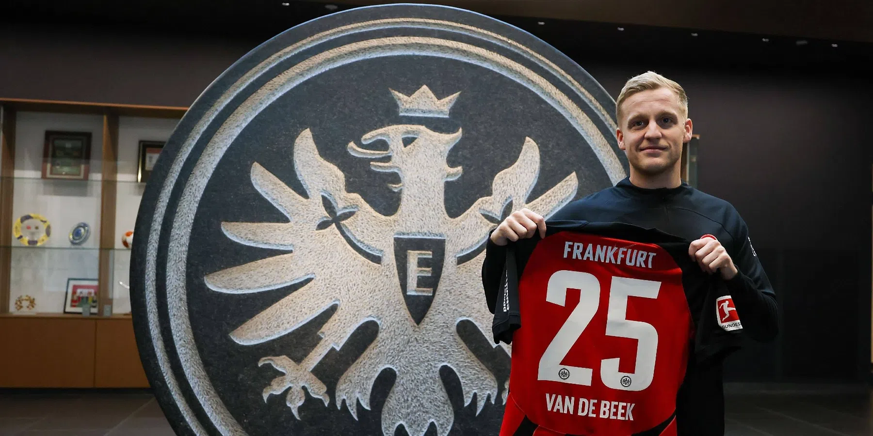 Volgens Bild schrijft Eintracht Van de Beek niet in voor de Conference League