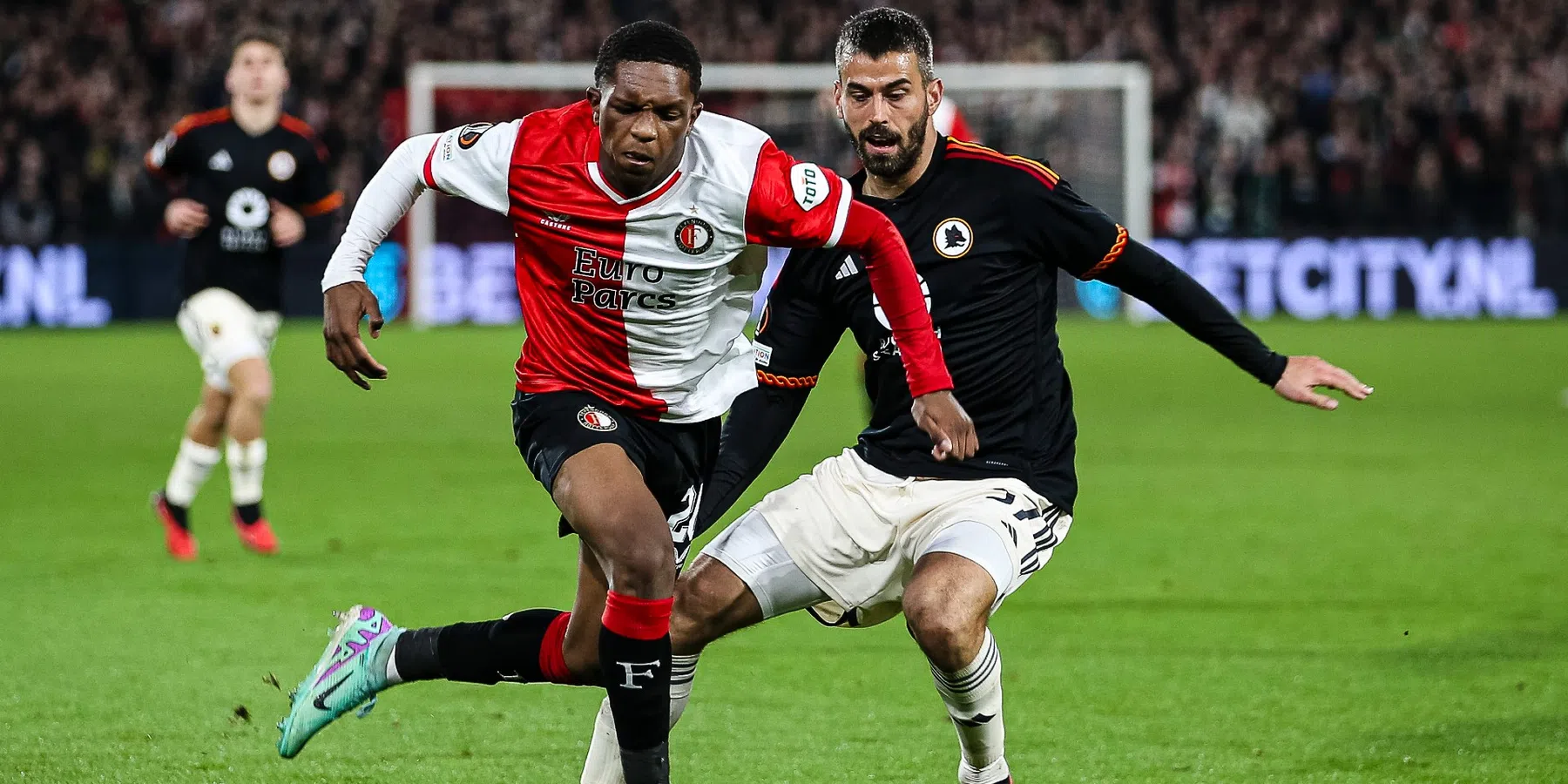 Dit is hoe Givairo Read terugkijkt op zijn debuut voor Feyenoord tegen AS Roma