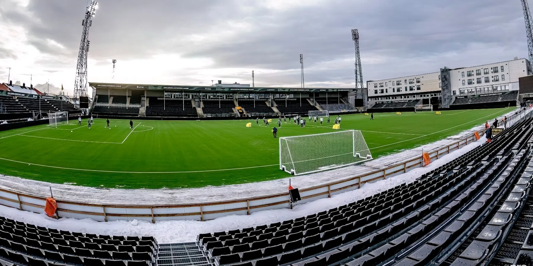 Hoe groot is het stadion van Ajax-tegenstander Bodø/Glimt?