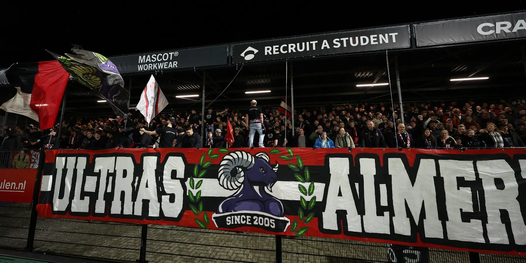 Dit is waarom Almere City-supporters een sfeeractie houden tegen Feyenoord