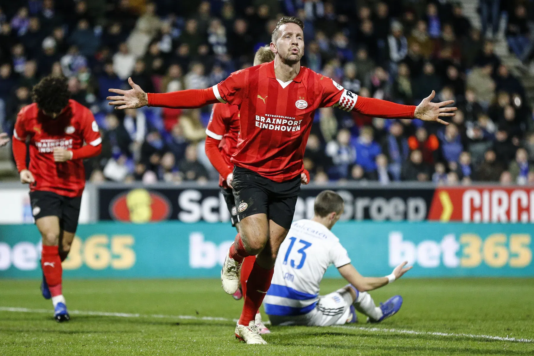 Luuk de Jong op lijst eredivisie-topscorers aller tijden