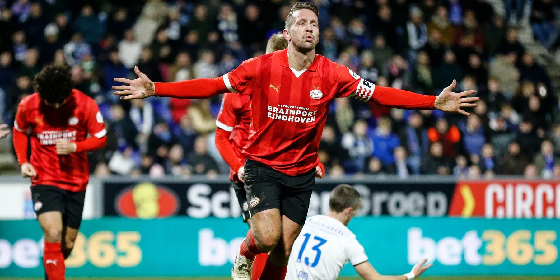 Welke club maakte de meeste doelpunten in een eredivisieseizoen