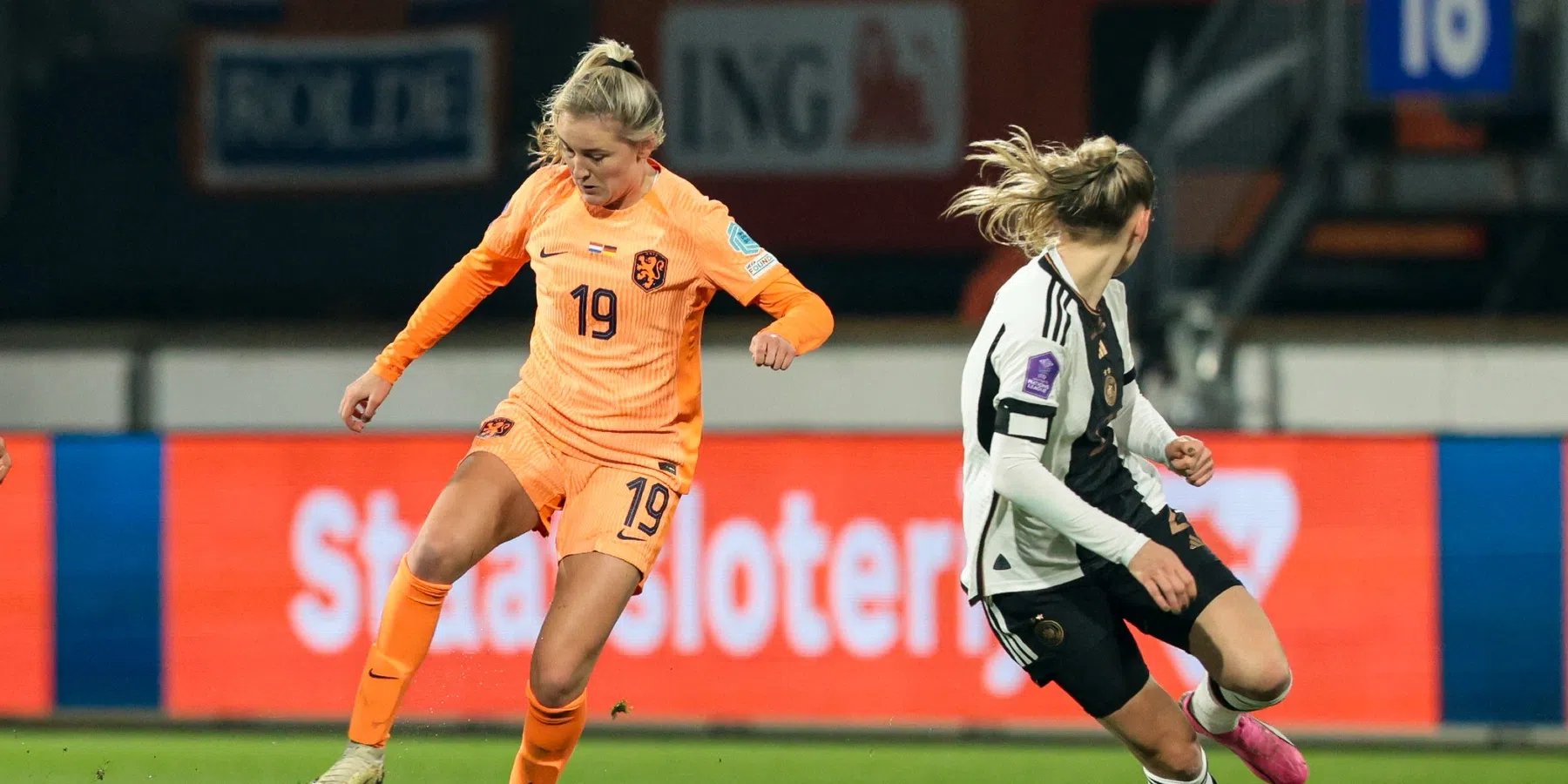 Wie is Wieke Kaptein, de achttienjarige basisdebutant bij de Oranje Leeuwinnen?