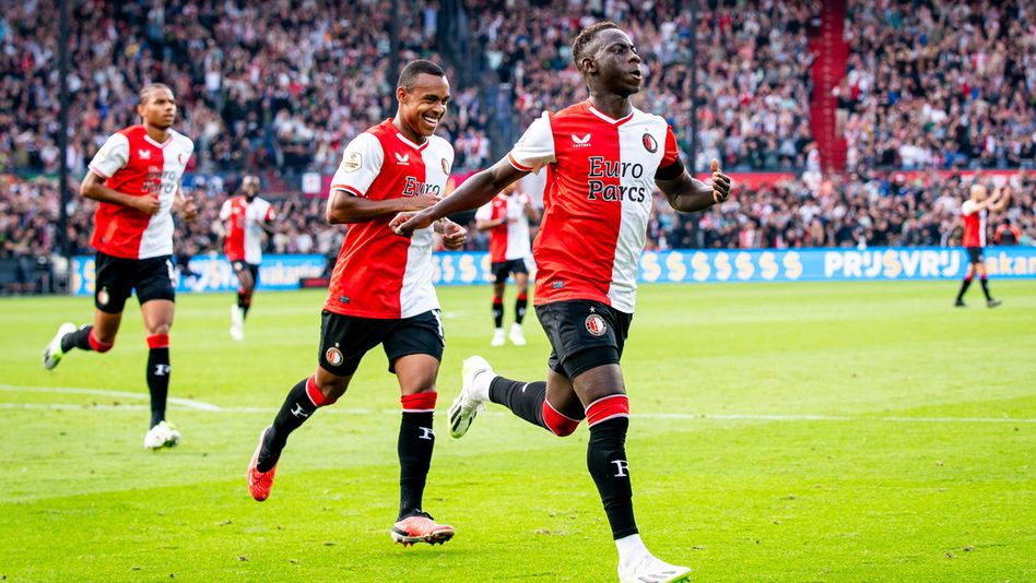 Feyenoord wil Yankuba Minteh nog een periode huren van Newcastle United