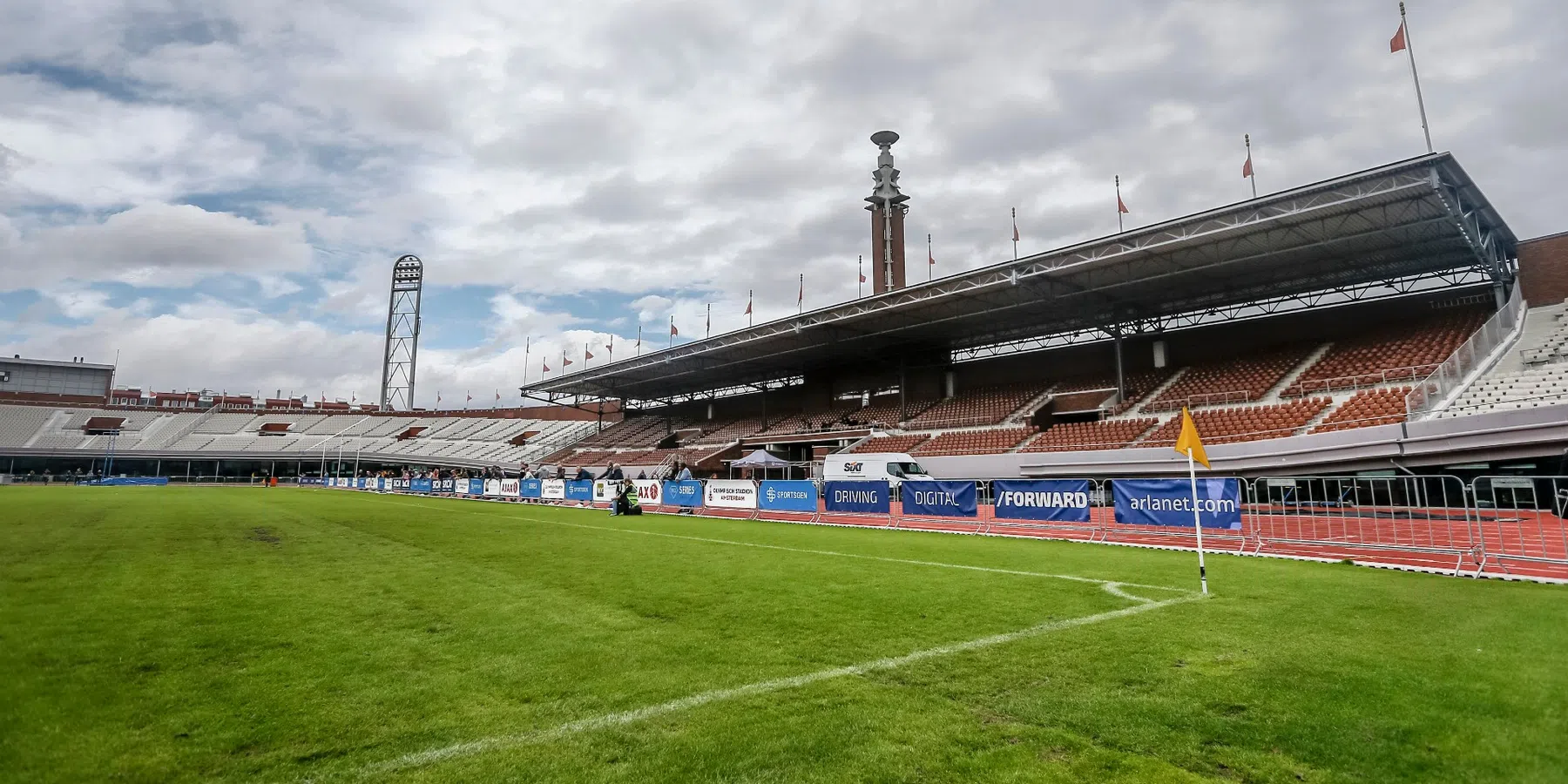 Deze vrouwenprofclub wordt opgericht in het Olympisch Stadion