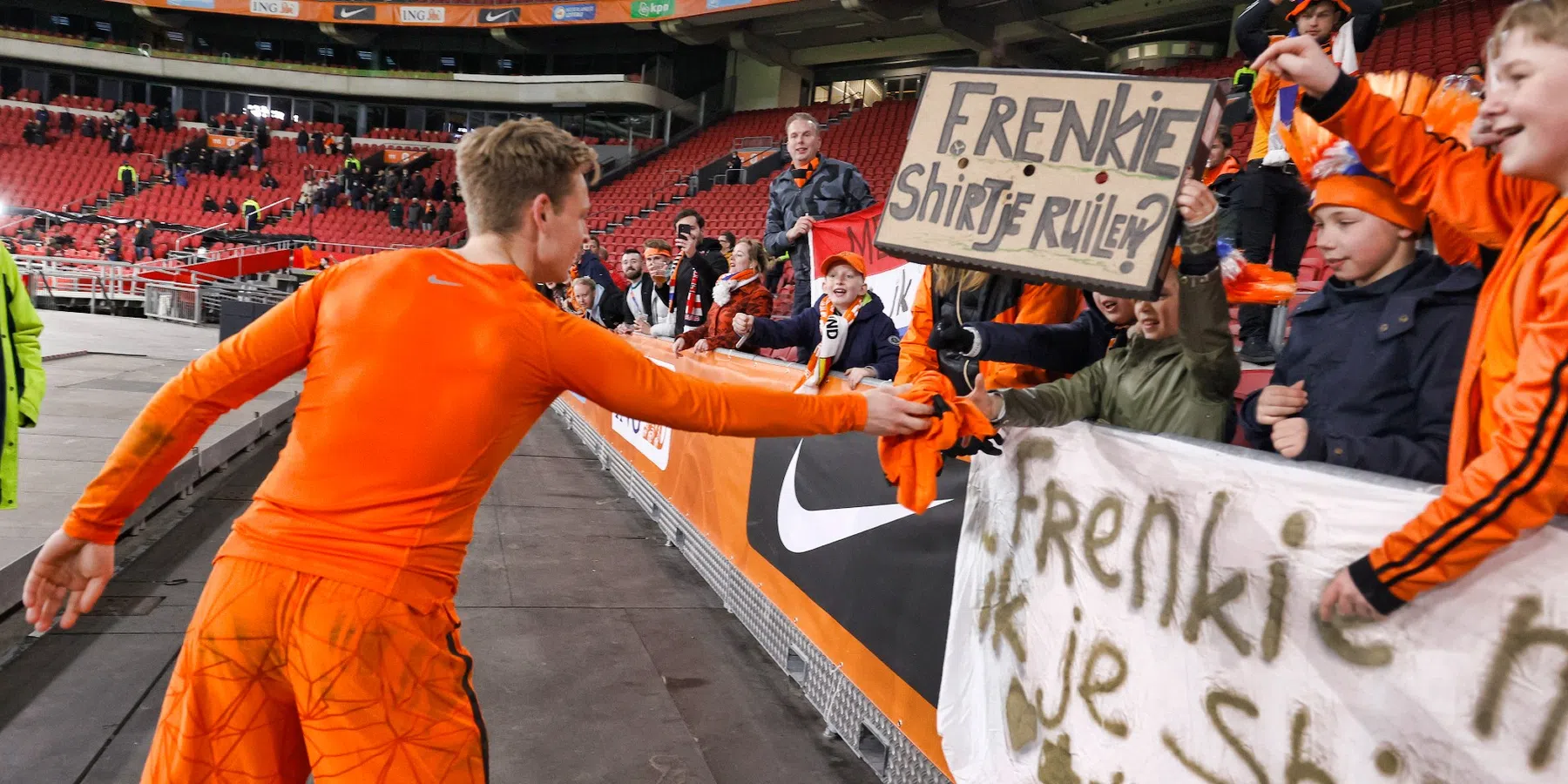 Dit is het verhaal achter het Oranje-shirt richting het EK in Duitsland