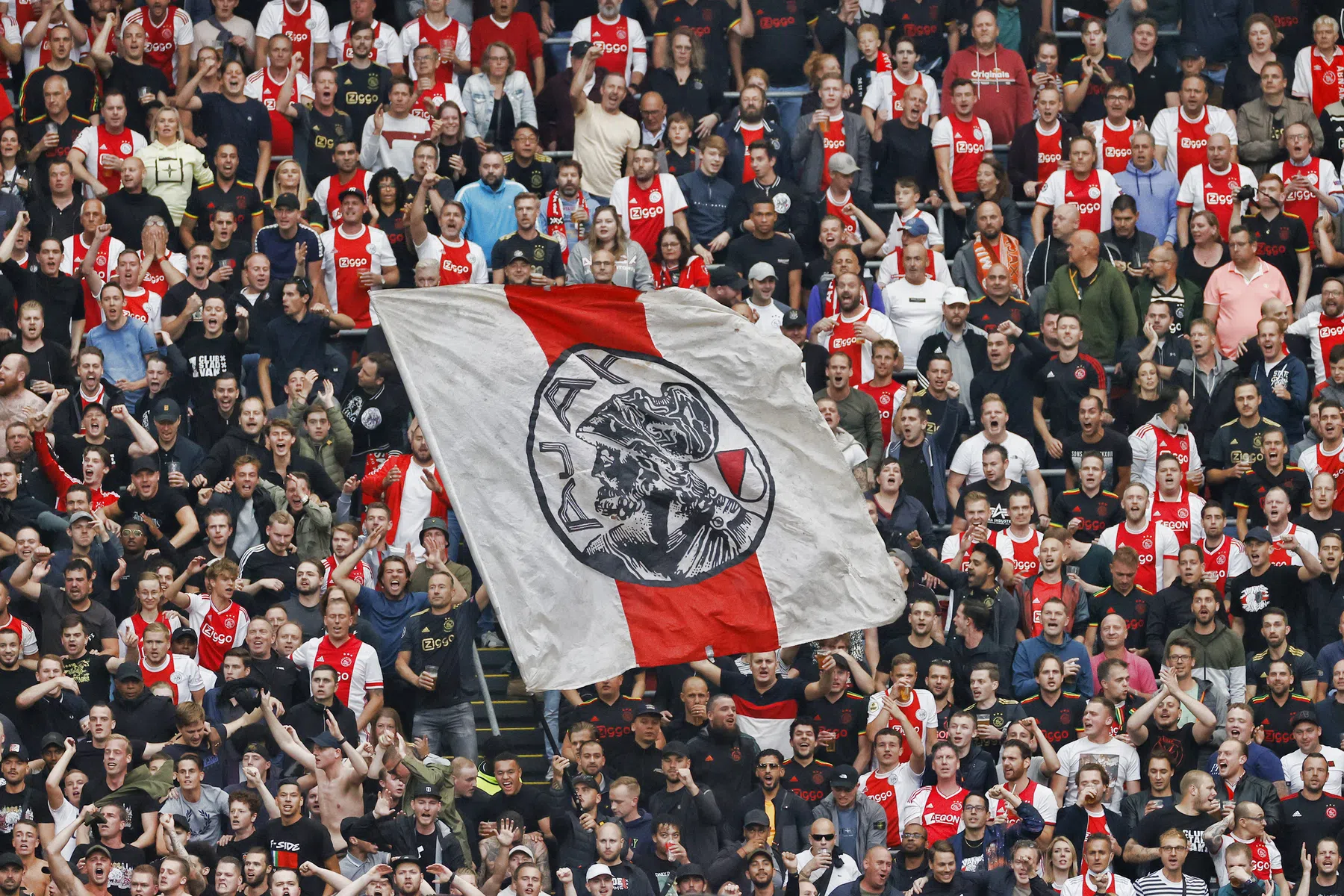 Naar dit stadion gaat Ajax volgens Van Gelder bij mogelijke play-offs uitwijken