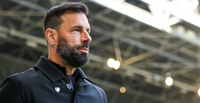 'Van Nistelrooij op kandidatenlijst om als trainer terug te keren in Spanje'