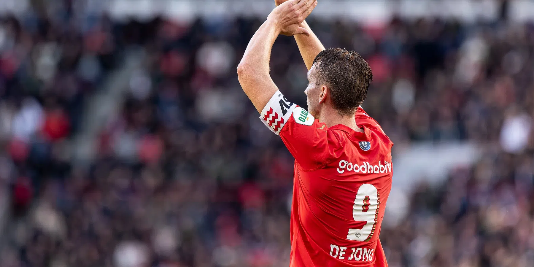 De Jong kan Vitesse nóg meer pijn doen in ‘David vs. Goliath’-duel