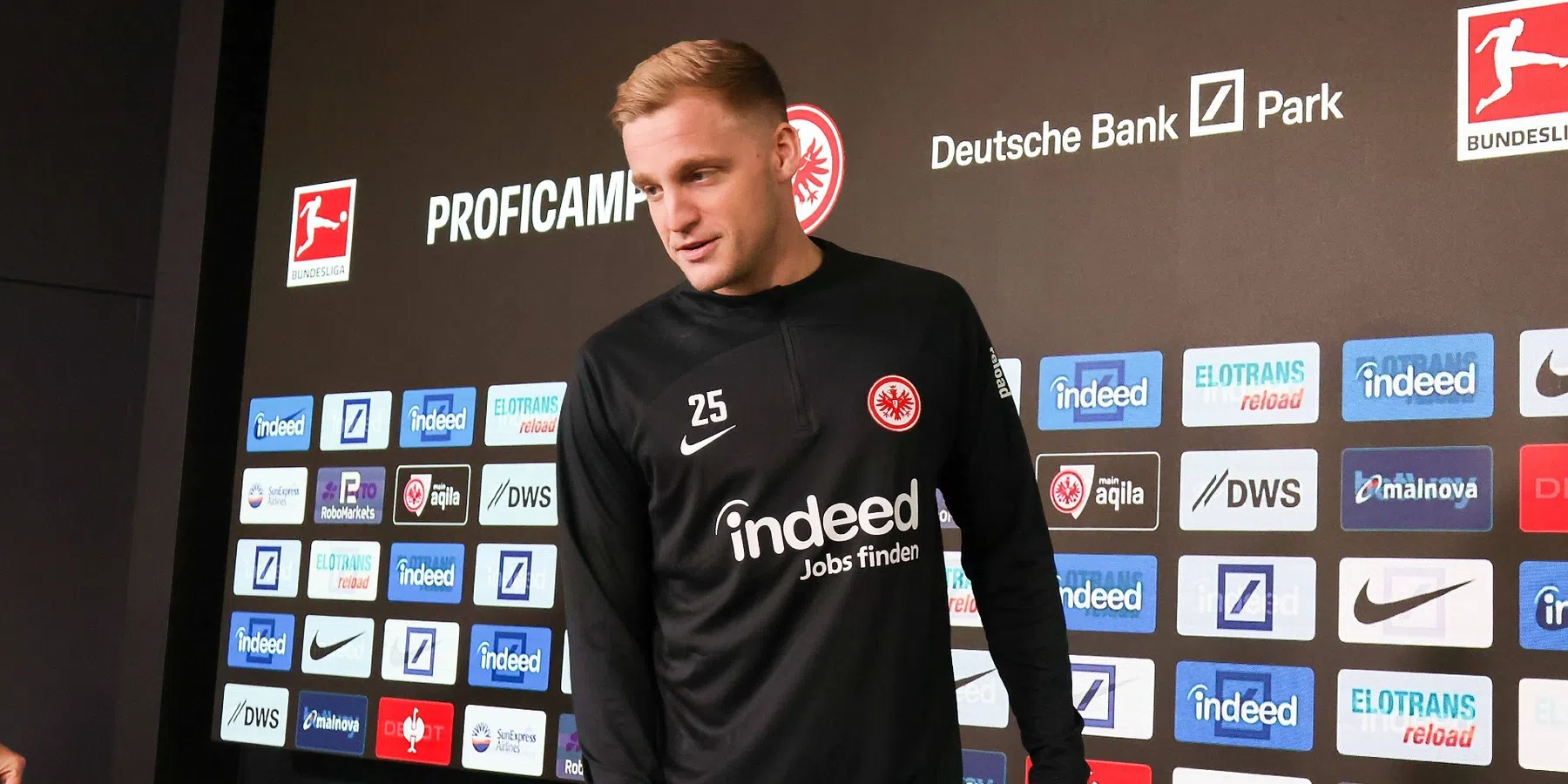 Eintracht Frankfurt licht de koopoptie van Donny van de Beek niet