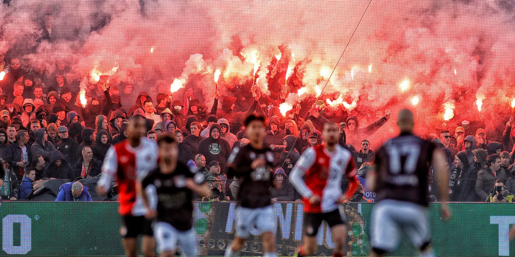 Feyenoord moet het zonder de fanatieke aanhang stellen