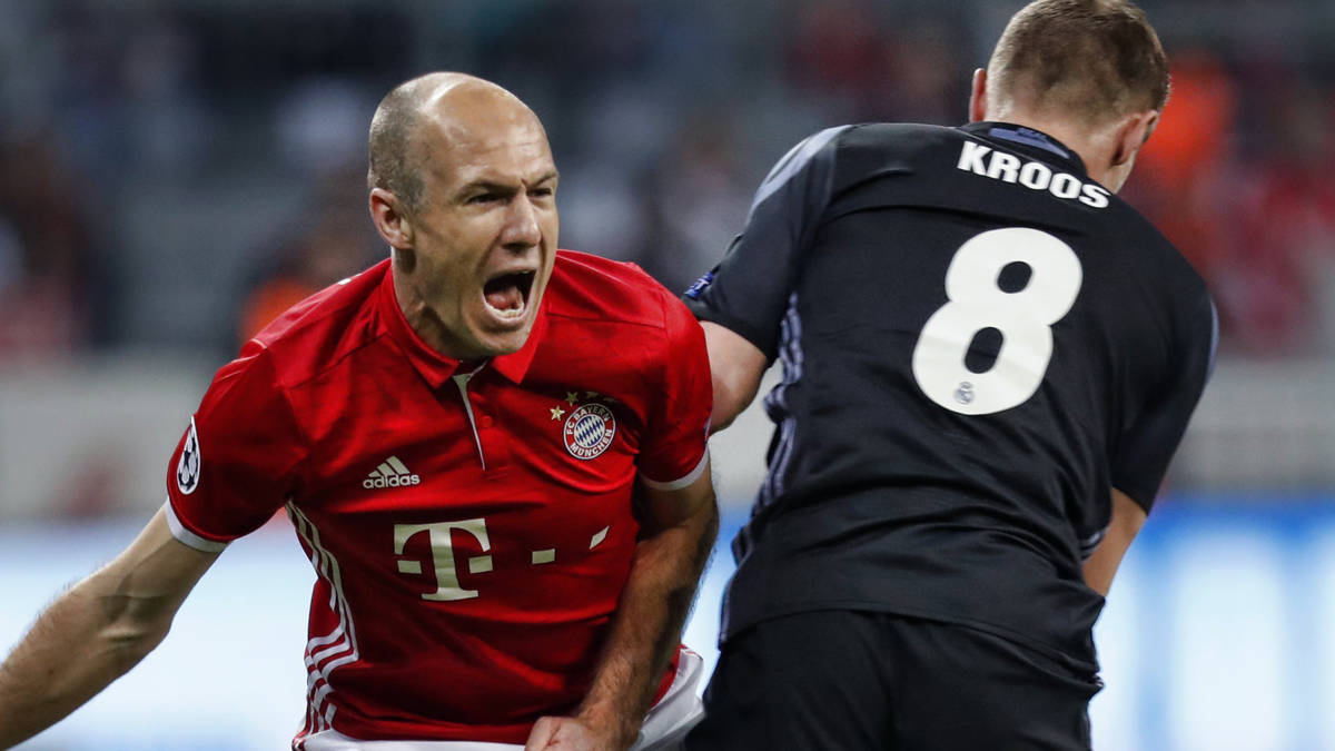 Zo zagen de elftallen van Bayern München en Real Madrid eruit in 2018