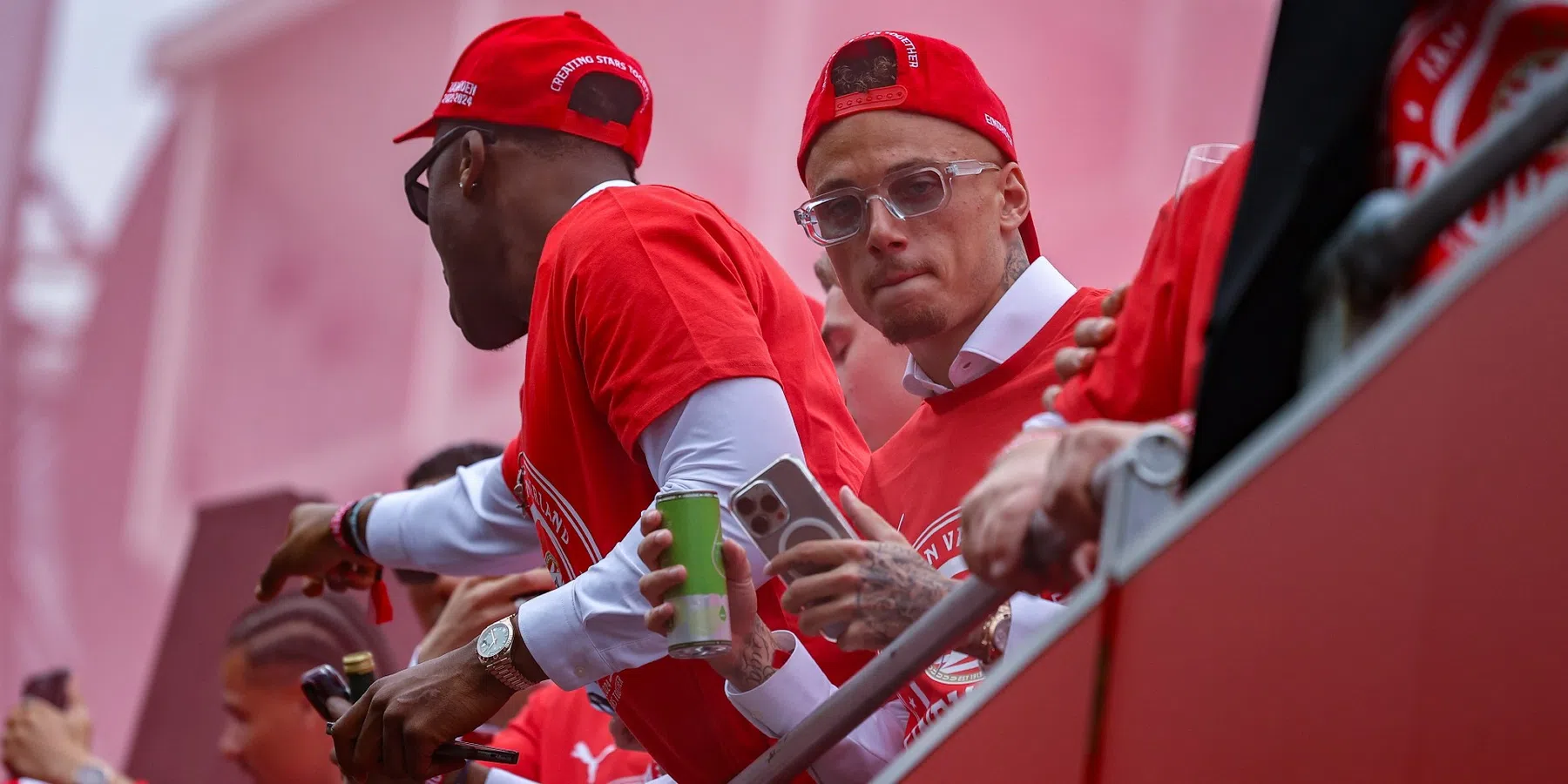 Volgens het ED stond Lang tegen Almere City langer op veld dan de afspraak was 