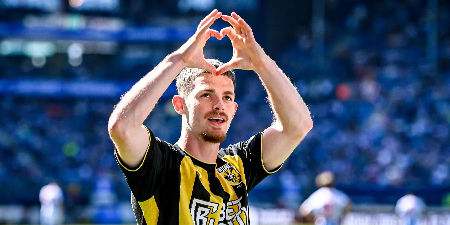 Vitesse haalt op zijn 132e verjaardag 80.000 euro op met benefietduel