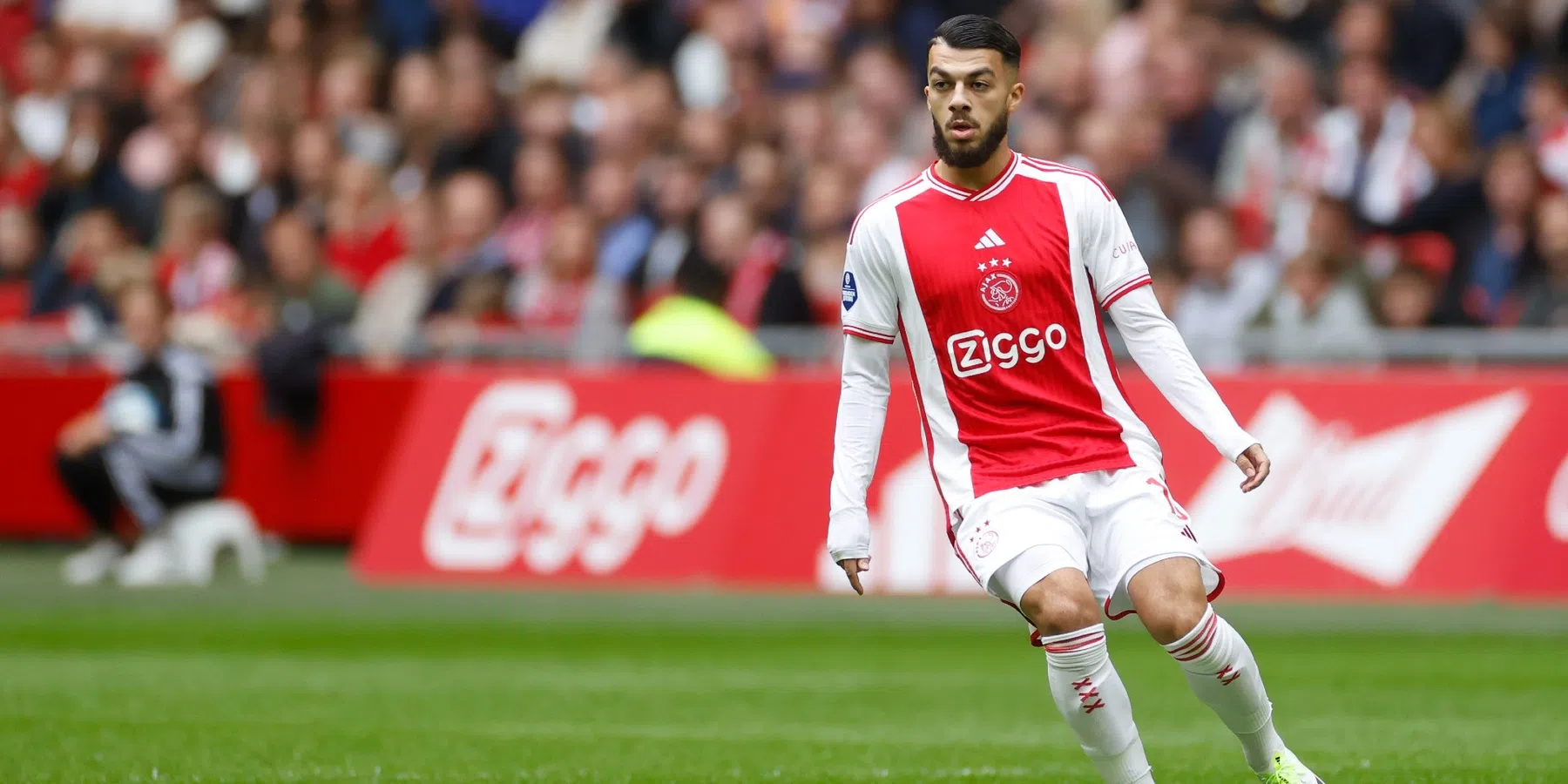 Volgens Franse media wil Ajax rond de twintig miljoen voor Georges Mikautadze