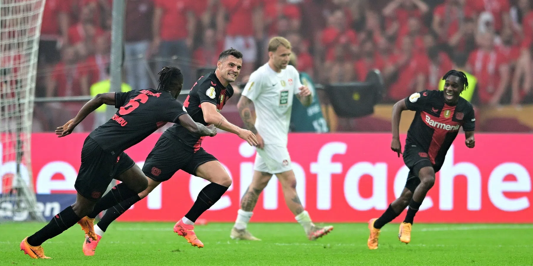 Leverkusen revancheert zich na Europa League-finale en wint de DFB Pokal          