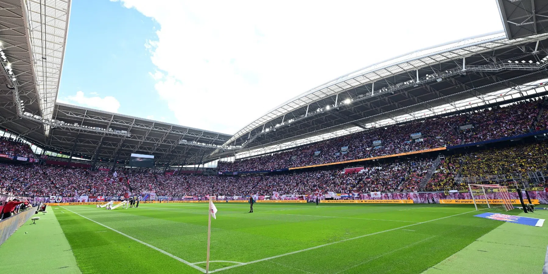 Deze EK-wedstrijden worden gespeeld in de Red Bull Arena in Leipzig