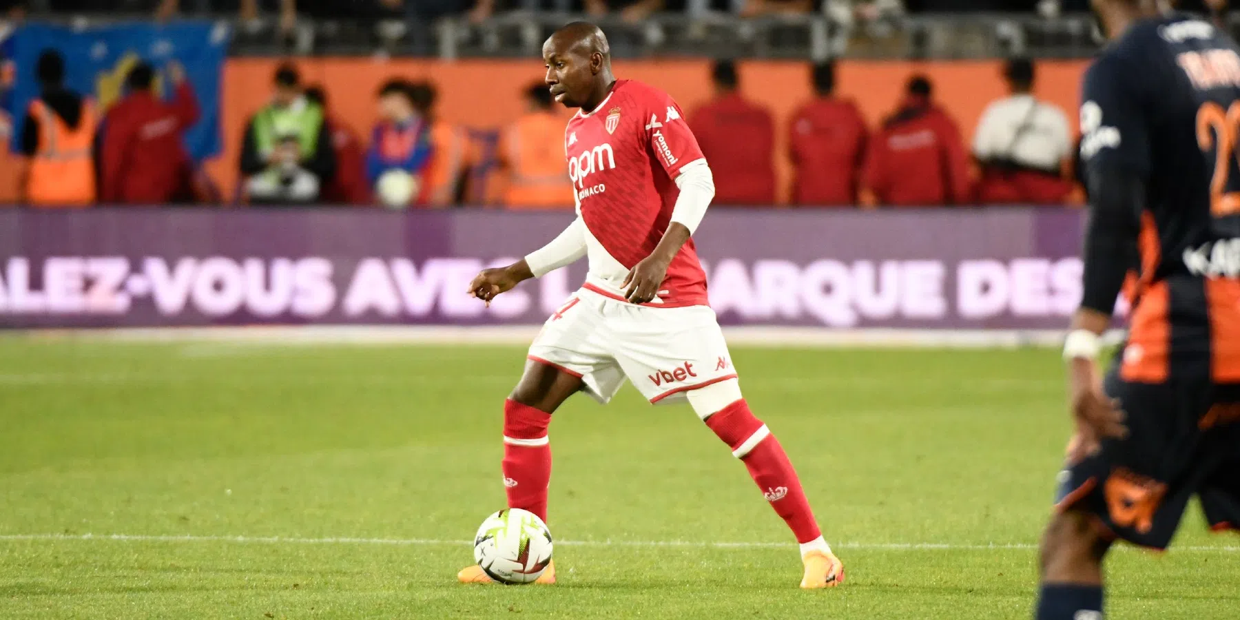 AS Monaco-speler Mohamed Camara heeft een flinke schorsing gekregen van de LFP