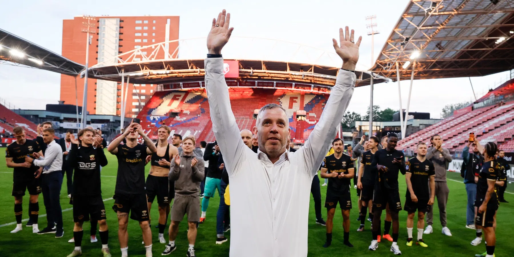 Volgens Fabrizo Romano gaat René Hake onderdeel uitmaken van de staf van United