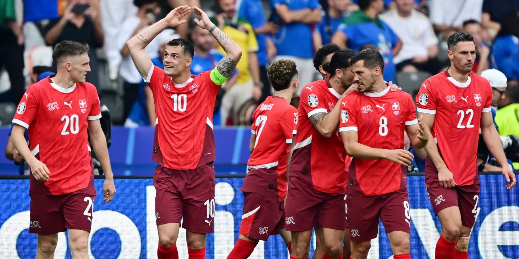 Zwitserland door naar de kwartfinale na overtuigende zege op machteloos Italië