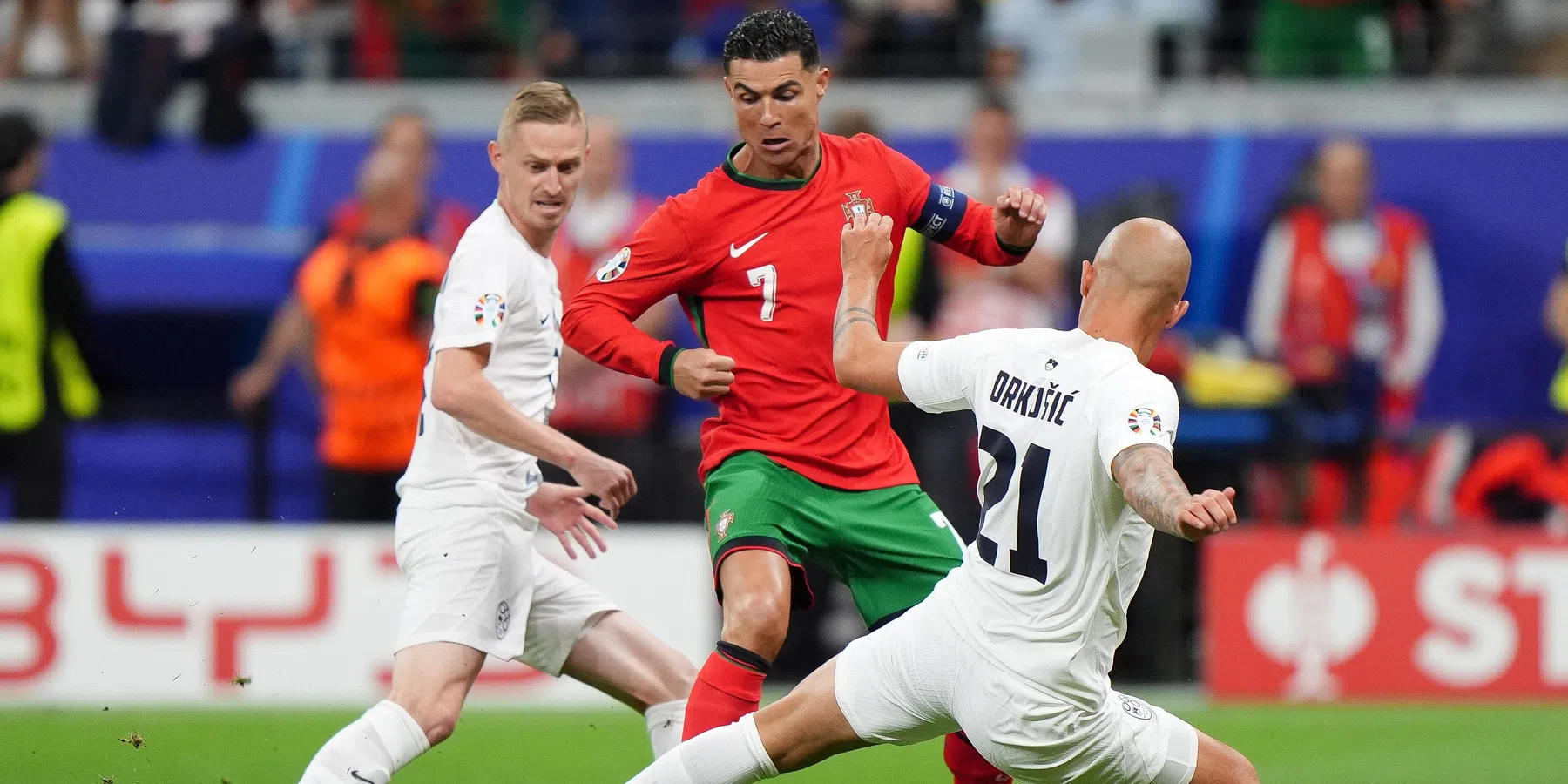Lees hier de wedstrijd tussen Portugal en Slovenië terug