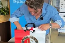 Thumbnail for article: Ludiek: Coolblue-eigenaar grapt richting MediaMarkt met Feyenoord-shirt