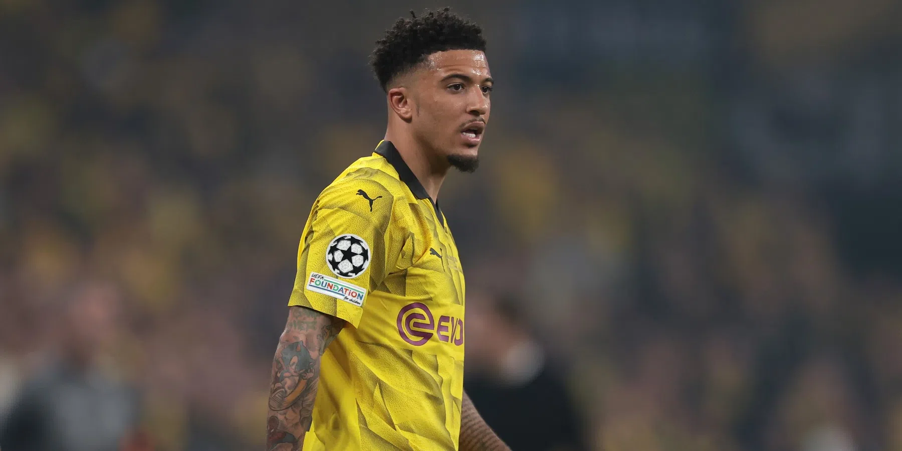 Ruzie met Ten Hag lijkt bijgelegd: Jadon Sancho keert terug op het trainingsveld 