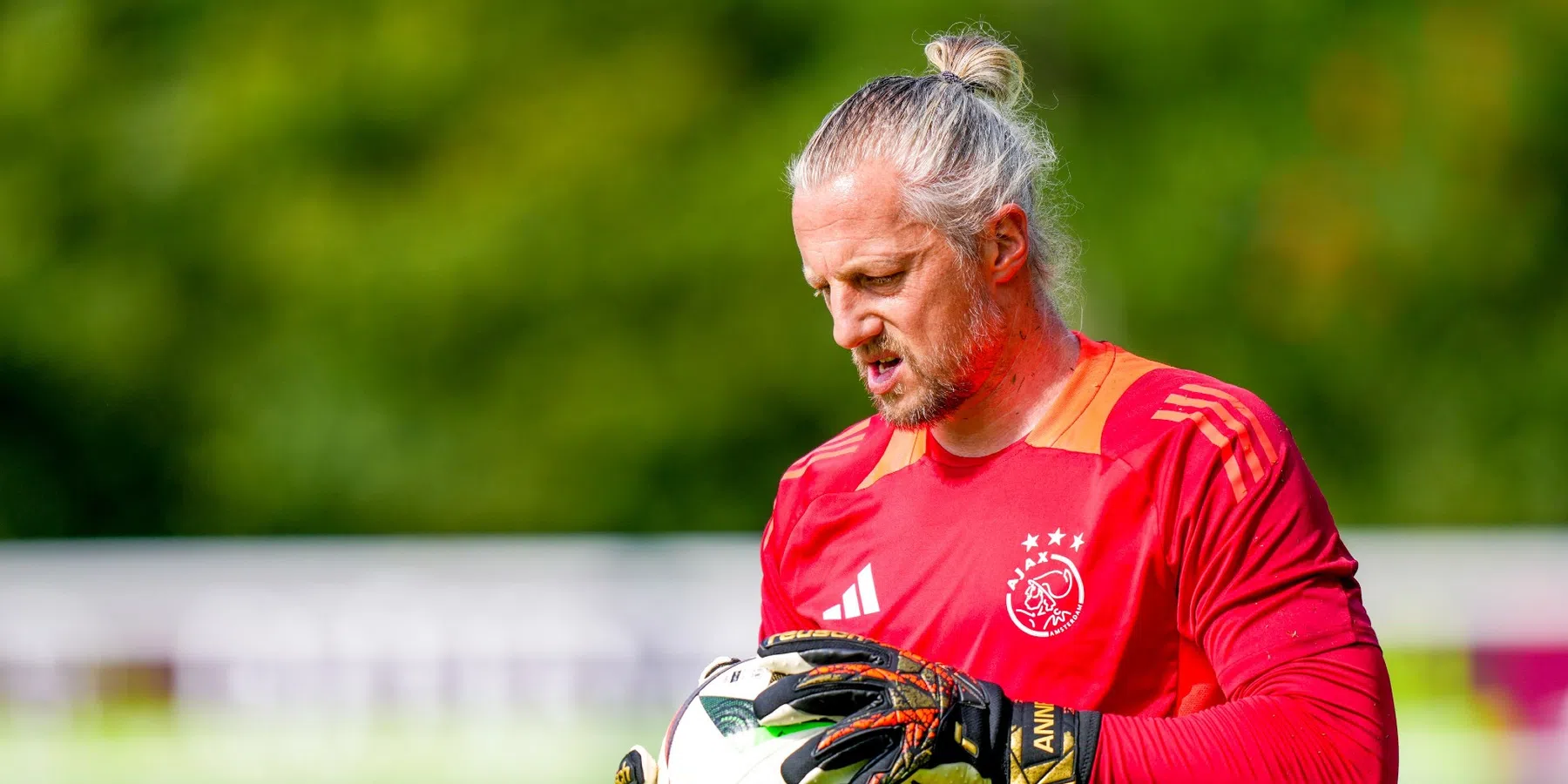 Officieel: Ajax maakt contractverlenging 40-jarige Pasveer bekend