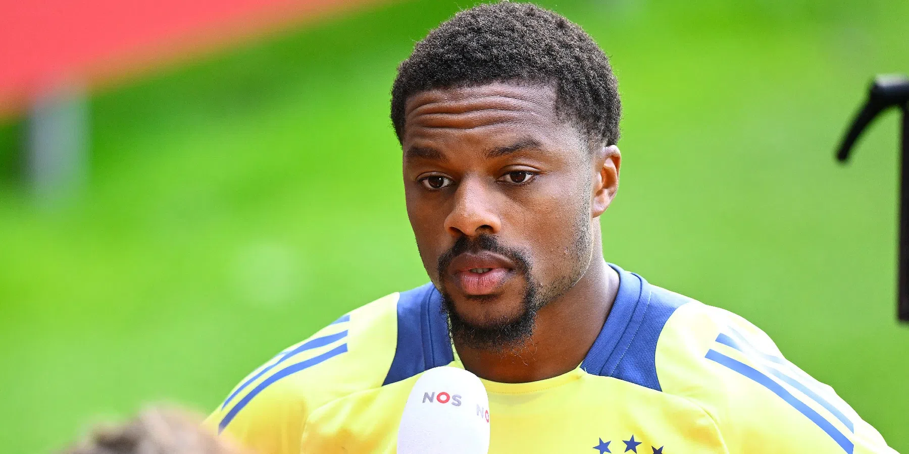 Dit zegt Akpom over zijn eigen toekomst en de nieuwe aanpak van Farioli bij Ajax