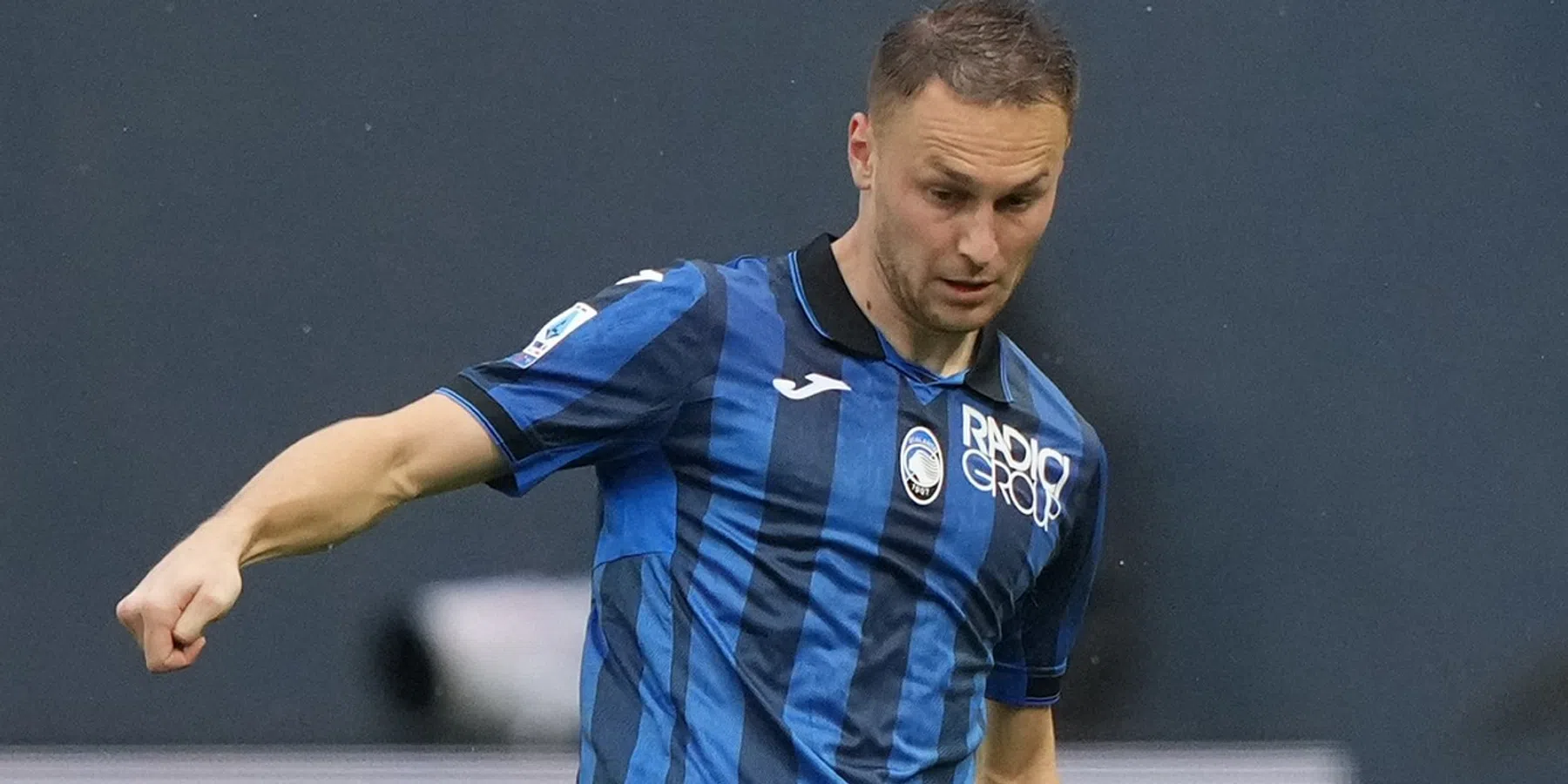 Herstelde Koopmeiners verschijnt aan aftrap Atalanta, ondanks transferperikelen 