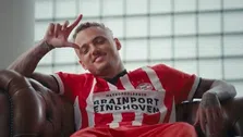 Thumbnail for article: PSV lanceert nieuw thuisshirt: 'Voor iedereen die onze club en stad kleur geeft'